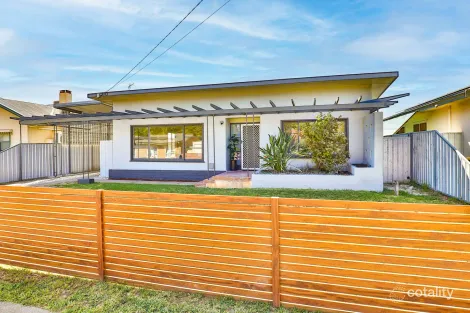 Property photo of 18 Steven Street Mildura VIC 3500