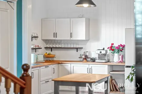 Property photo of 24 Whitehill Road Newtown QLD 4305