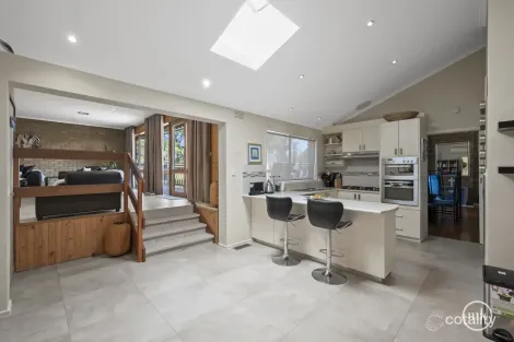 Property photo of 82 Arthur Street Eltham VIC 3095