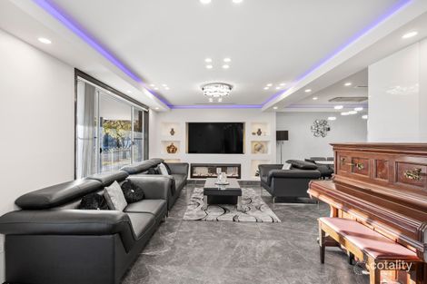 Property photo of 8 Wordsworth Street Wetherill Park NSW 2164