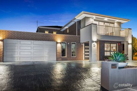 Property photo of 5 The Esplanade Taylors Hill VIC 3037