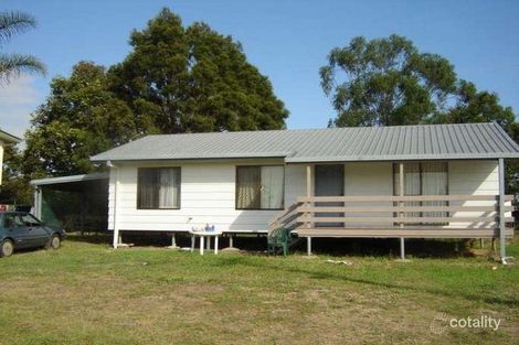 22 Midland St, Yamanto, QLD 4305