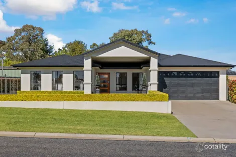 Property photo of 2 Jake Miller Place Young NSW 2594