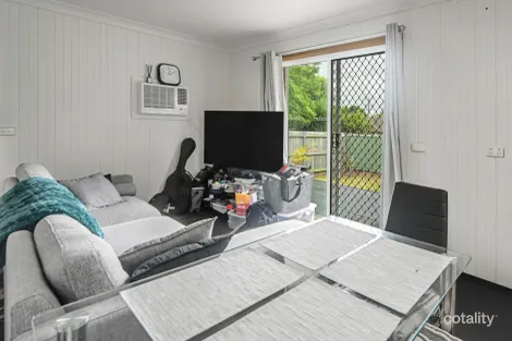 Property photo of 41 Yeovil Drive Bomaderry NSW 2541