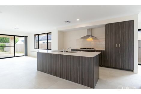 5a Bungaree Rd, Wilson, WA 6107