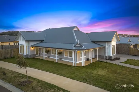 Property photo of 1 Kirkwood Street Gisborne VIC 3437