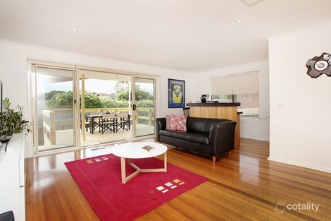 Property photo of 5 Clivedon Place Gladstone Park VIC 3043