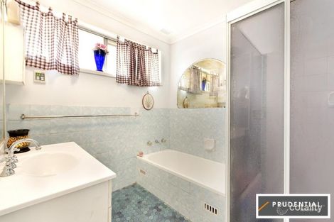 Property photo of 140 Campbellfield Avenue Bradbury NSW 2560