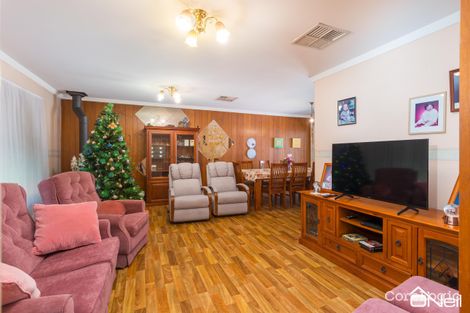 Property photo of 21 Ravenscroft Way Kelmscott WA 6111
