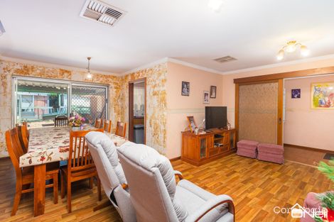 Property photo of 21 Ravenscroft Way Kelmscott WA 6111