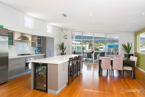 Property photo of 35 Aragan Circuit Bulli NSW 2516