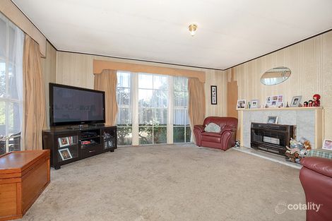 Property photo of 24 Rylandes Drive Gladstone Park VIC 3043