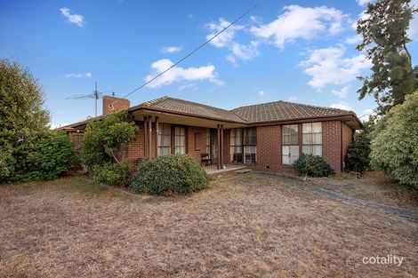 Property photo of 24 Rylandes Drive Gladstone Park VIC 3043