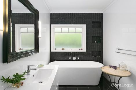 Property photo of 29 Leura Mall Leura NSW 2780