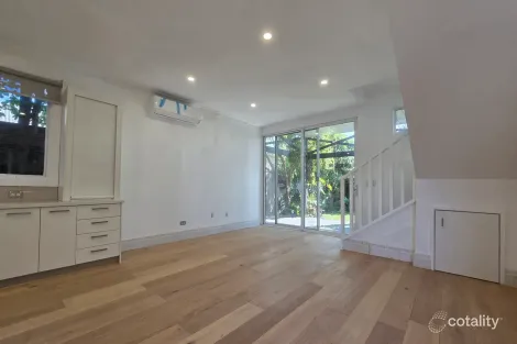 Property photo of 130 Beaconsfield Parade Northcote VIC 3070