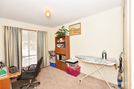 Property photo of 5 Queen Street Kangaroo Flat VIC 3555
