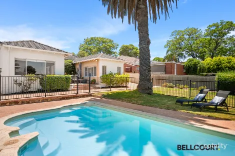 Property photo of 11 Monash Avenue Como WA 6152