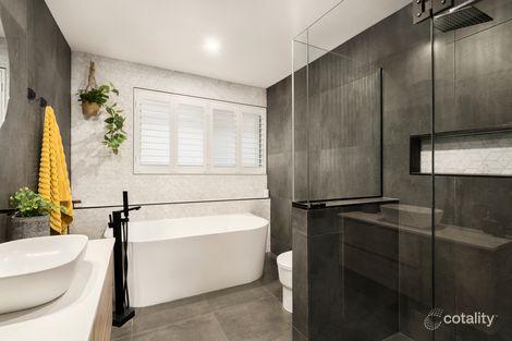 Property photo of 43 Pinehills Drive Greensborough VIC 3088