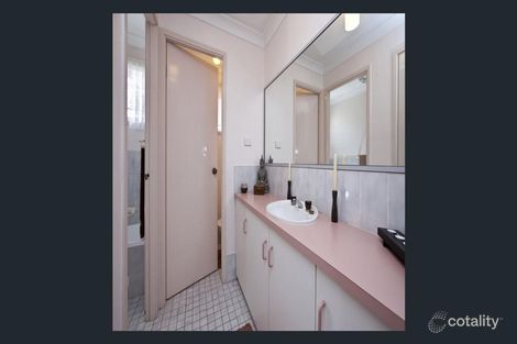 Property photo of 10 Southern Cross Drive Woodrising NSW 2284