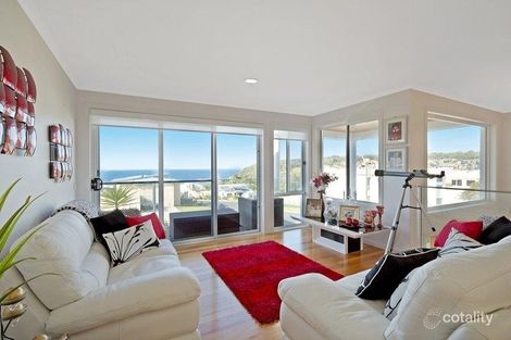 Property photo of 6 Lauren Court Tura Beach NSW 2548
