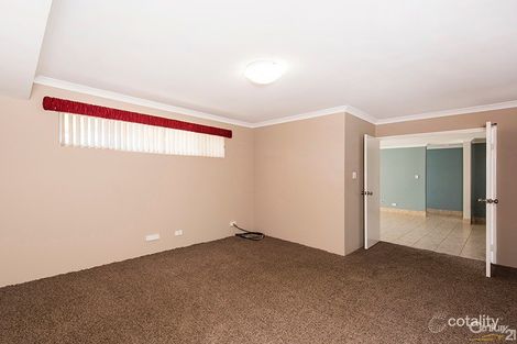 Property photo of 8 Evella Cove Lakelands WA 6180