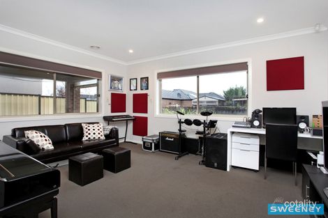 Property photo of 73 George Street Taylors Hill VIC 3037