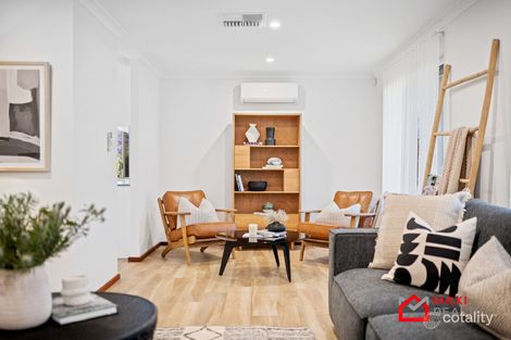 Property photo of 2 Rossiter Way Winthrop WA 6150