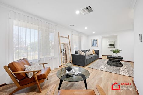 Property photo of 2 Rossiter Way Winthrop WA 6150