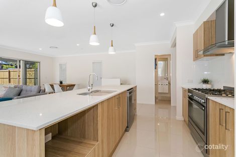 Property photo of 24 Saint Clements Road Oxley QLD 4075