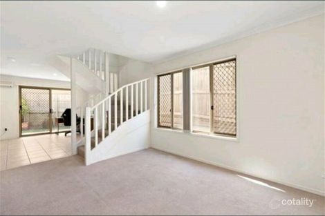 Property photo of 27/6 Samanthas Way Slacks Creek QLD 4127