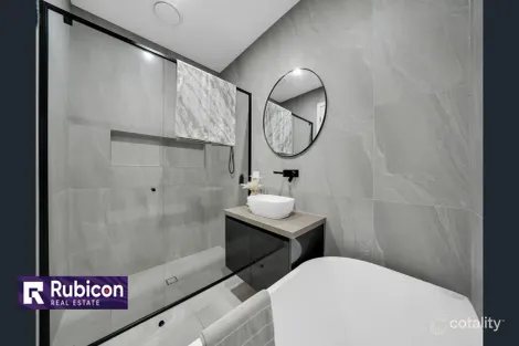 Property photo of 80 Bluebottle Parade Rockbank VIC 3335