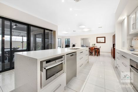 Property photo of 15 Coastside Crescent Glenfield WA 6532