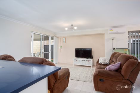 Property photo of 61 St Catharines Promenade Champion Lakes WA 6111