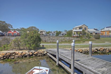72a Eighth Ave, Raymond Island, VIC 3880