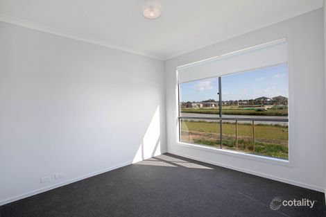 Property photo of 4 Oleary Walk Charlemont VIC 3217