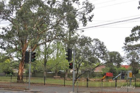 202 Statenborough St, Erindale, SA 5066