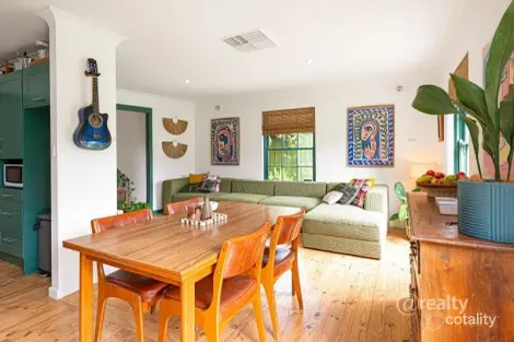 Property photo of 15 Arnold Drive Hackham SA 5163