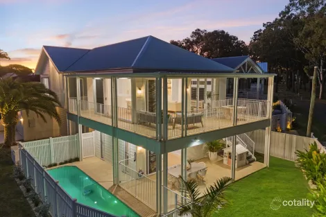 2 Ray St, Cleveland, QLD 4163