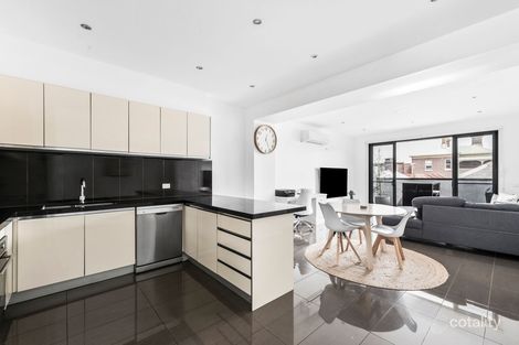 Property photo of 2/44 Myers Street Geelong VIC 3220