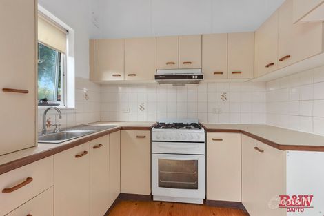 Property photo of 4 Eleebana Crescent Koonawarra NSW 2530