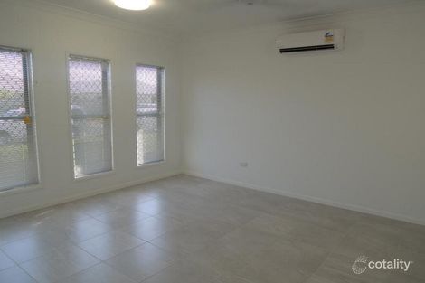 Property photo of 8 Ningaloo Crescent Burdell QLD 4818