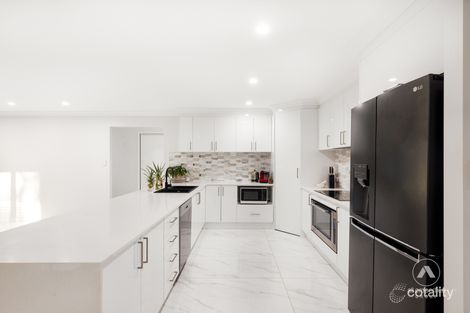 Property photo of 16 Sliprail Place New Beith QLD 4124