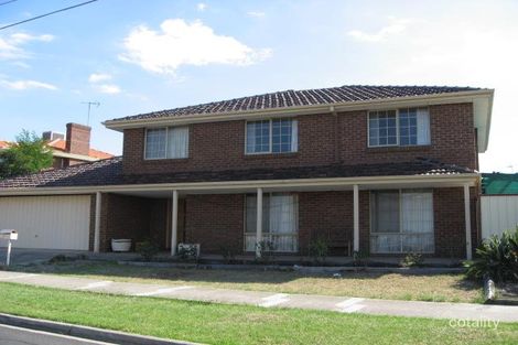 Property photo of 1 Scenic Place Kealba VIC 3021