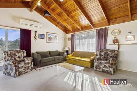 Property photo of 3 Point Road Kalimna VIC 3909