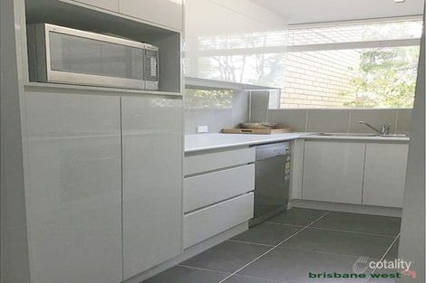 Property photo of 3/22 Waverley Road Taringa QLD 4068