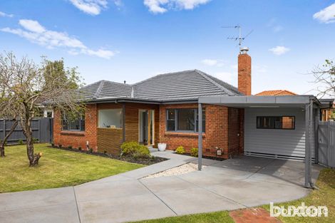 Property photo of 40 Waratah Street Bentleigh East VIC 3165