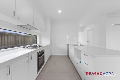 Property photo of 15 Lafayette Crescent Point Cook VIC 3030