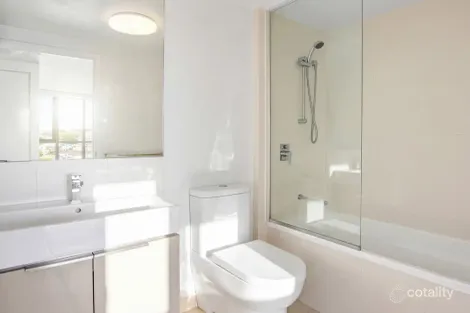 Property photo of 30912/2 Harbour Road Hamilton QLD 4007