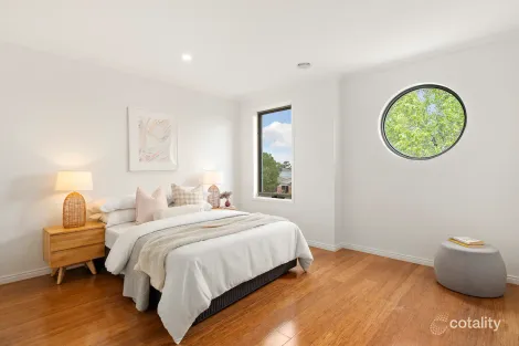 Property photo of 39 Chartwell Crescent Derrimut VIC 3026