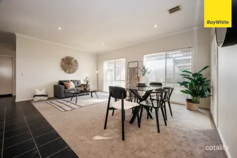 Property photo of 11 Silverleaf Drive Melton VIC 3337